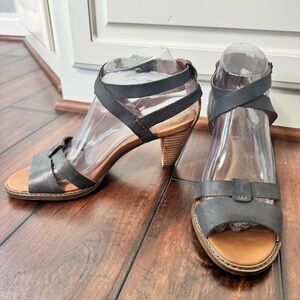 Calvin Klein Jeans Leather Blue Brown Strappy Sandals